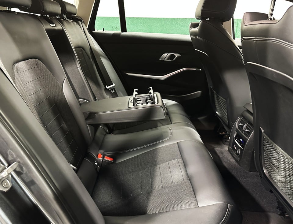 BMW 320d 2,0 Touring Sport Line aut. 5d