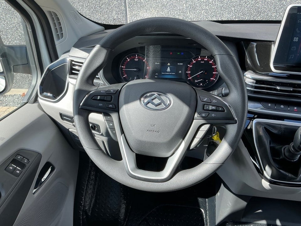 Maxus Deliver 9 2,0 TD L4 Chassis RWD 2d