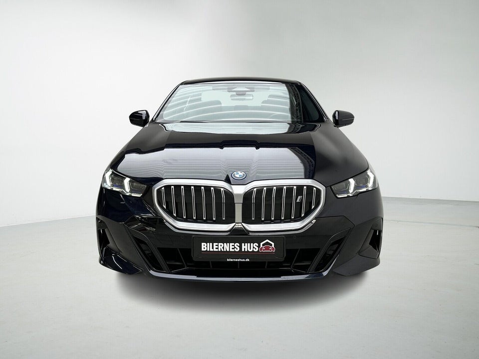 BMW i5 eDrive40 M-Sport 4d