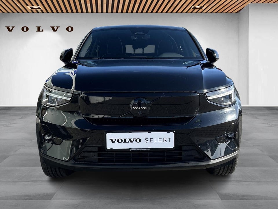 Volvo EC40 Extended Range Black Edition 5d