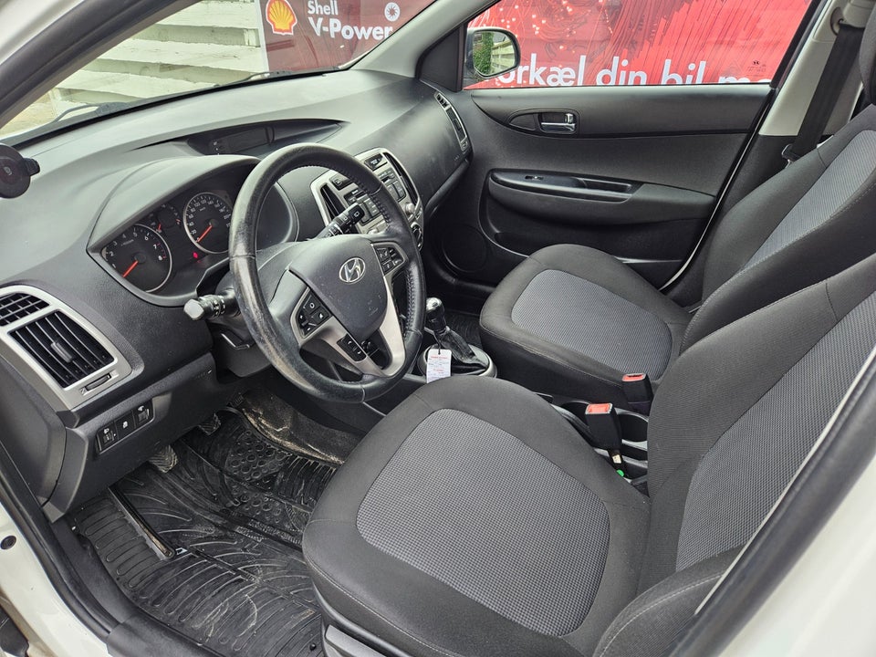 Hyundai i20 1,25 Classic XTR 5d