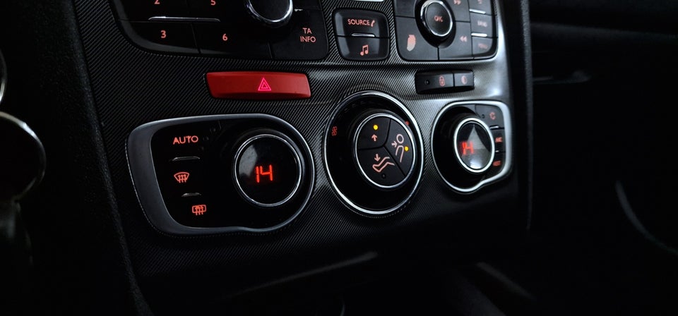 Citroën C4 1,6 BlueHDi 120 Seduction 5d