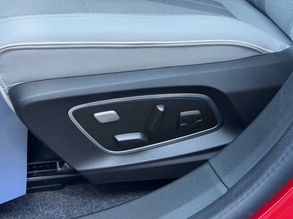Renault Scenic E-Tech 87 Iconic 5d