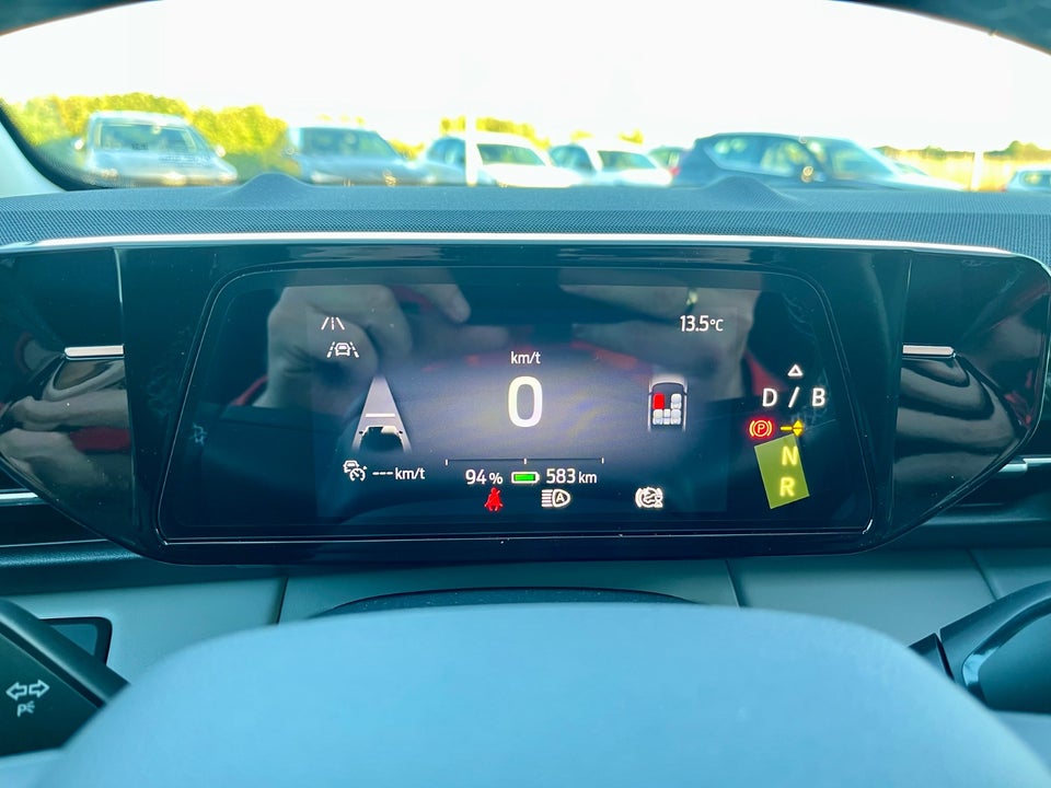 Ford Explorer 82 Premium Extended Range 5d