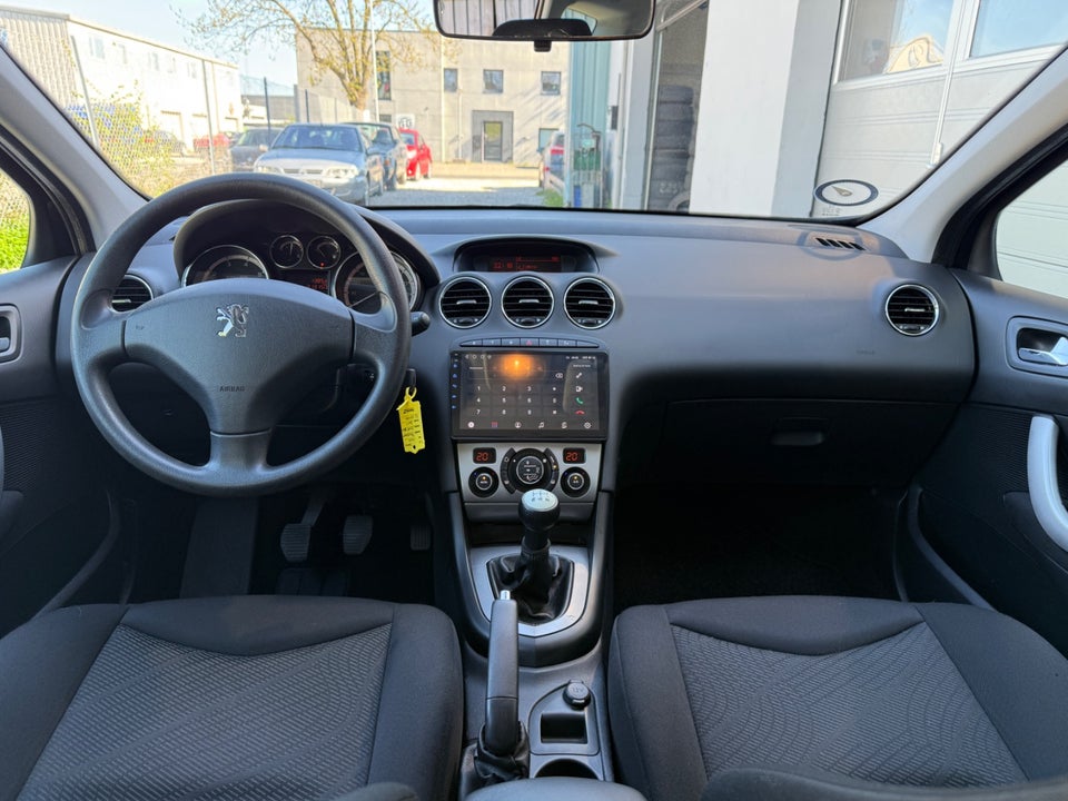 Peugeot 308 1,6 THP 156 Premium 5d