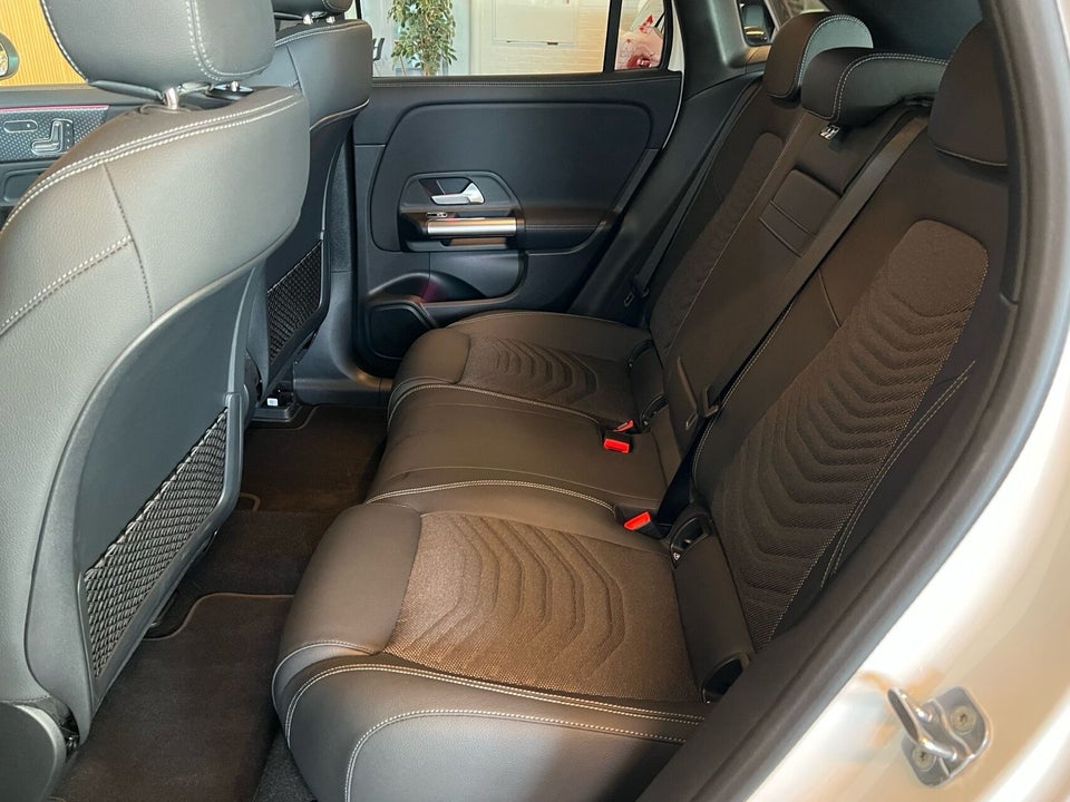 Mercedes EQA250+ Progressive Advance 5d