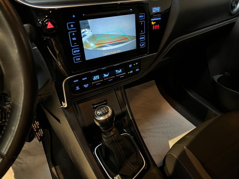 Toyota Auris 1,2 T T2 Style 5d