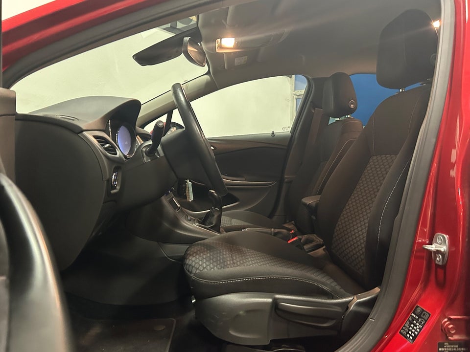 Opel Astra 1,5 D 105 Elegance 5d