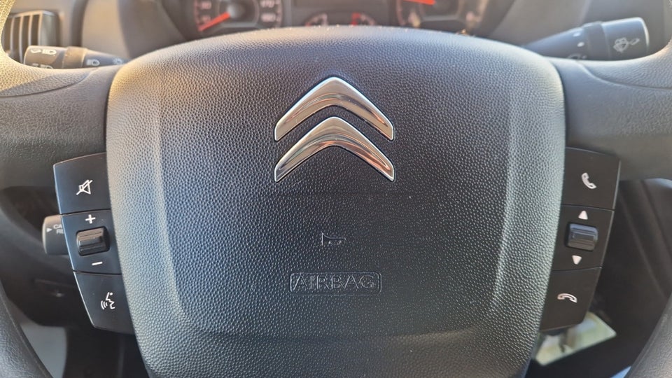 Citroën Jumper 33 2,2 BlueHDi 140 L2H2 FlexLine