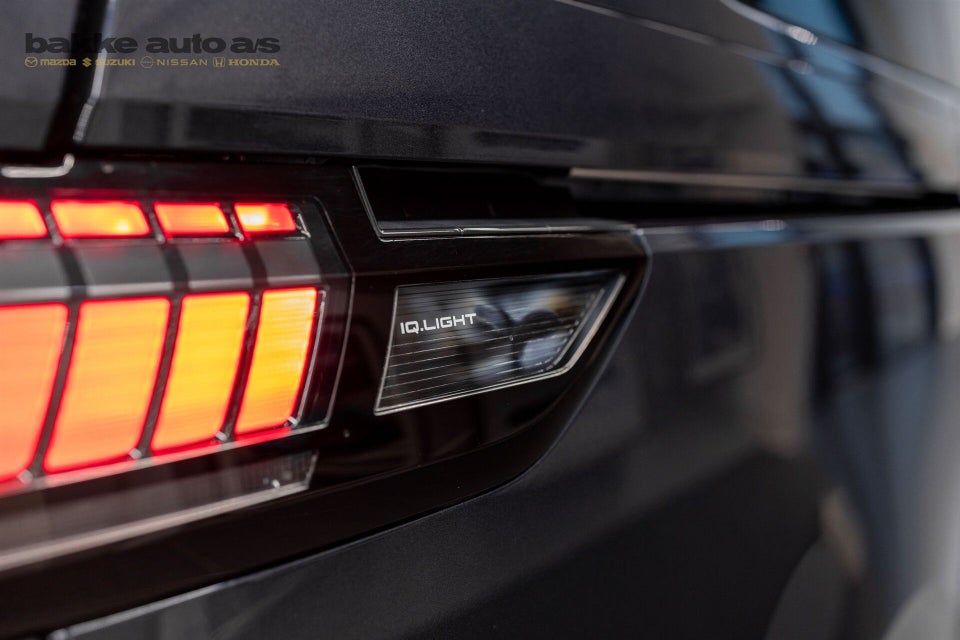 VW ID.Buzz 77 Pro SWB 5d