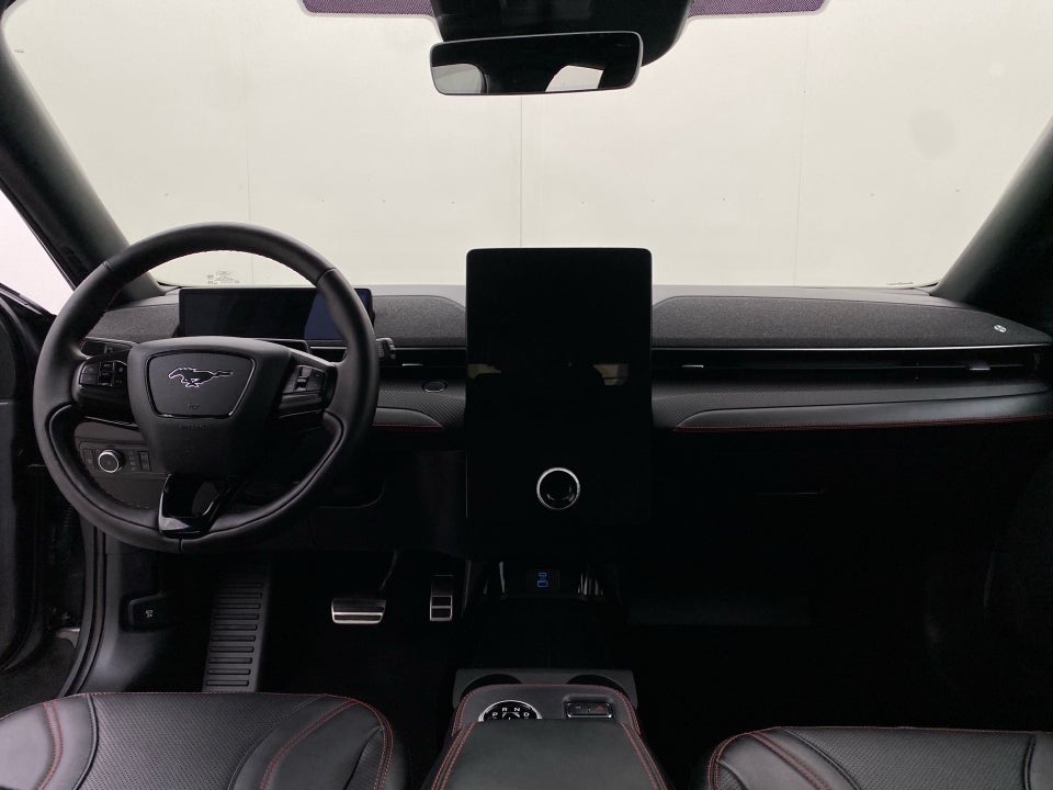 Ford Mustang Mach-E 75 Standard Range AWD 5d