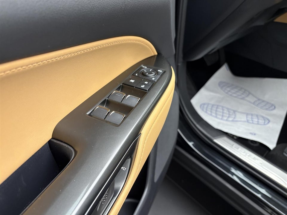 Lexus NX450h+ 2,5 Business+ aut. AWD 5d