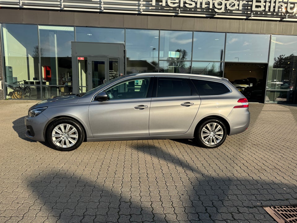 Peugeot 308 1,5 BlueHDi 130 Allure+ Sky SW 5d