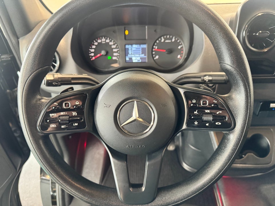 Mercedes Sprinter 317 2,0 CDi A2 Kassevogn aut. RWD