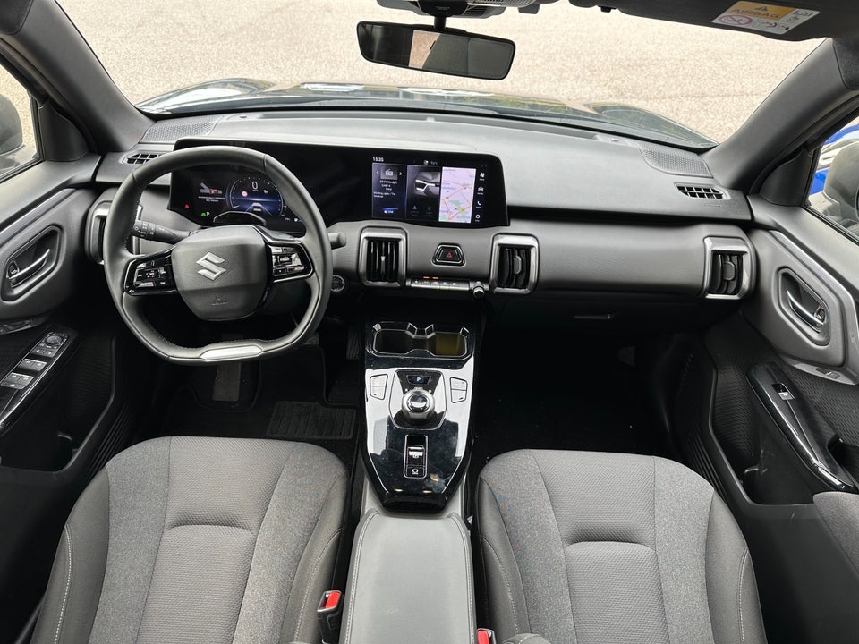 Suzuki eVitara 61 Active 5d