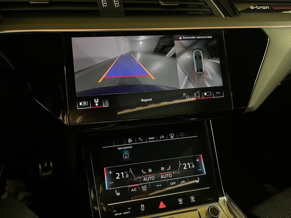 Audi SQ8 e-tron Sportback quattro 5d