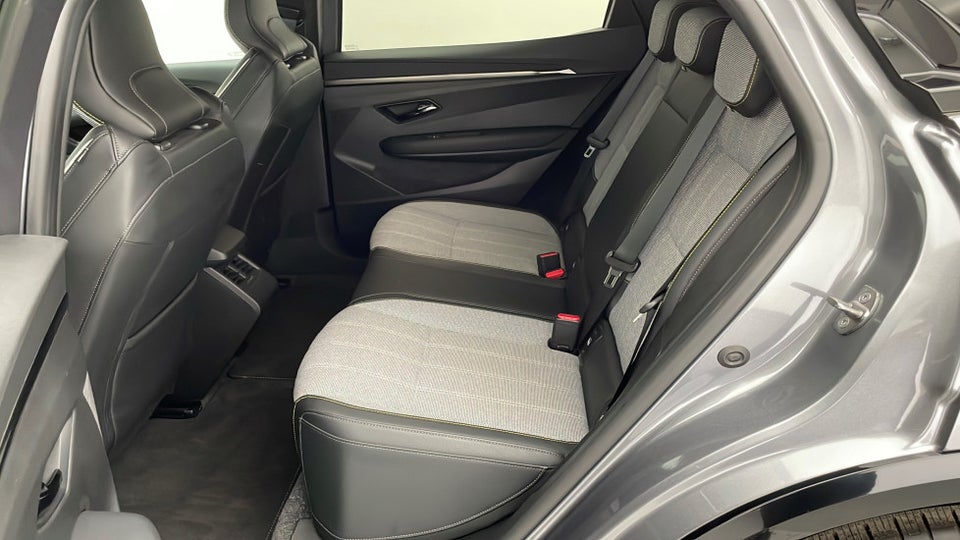 Renault Megane E-Tech 60 Techno 5d