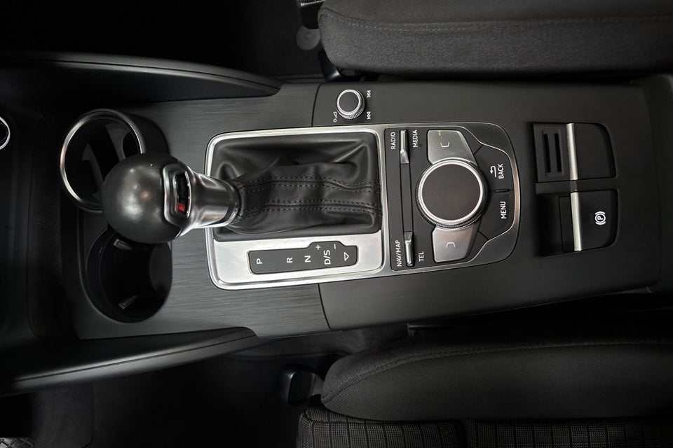 Audi A3 40 TFSi Sport Limited Sportback S-tr. 5d