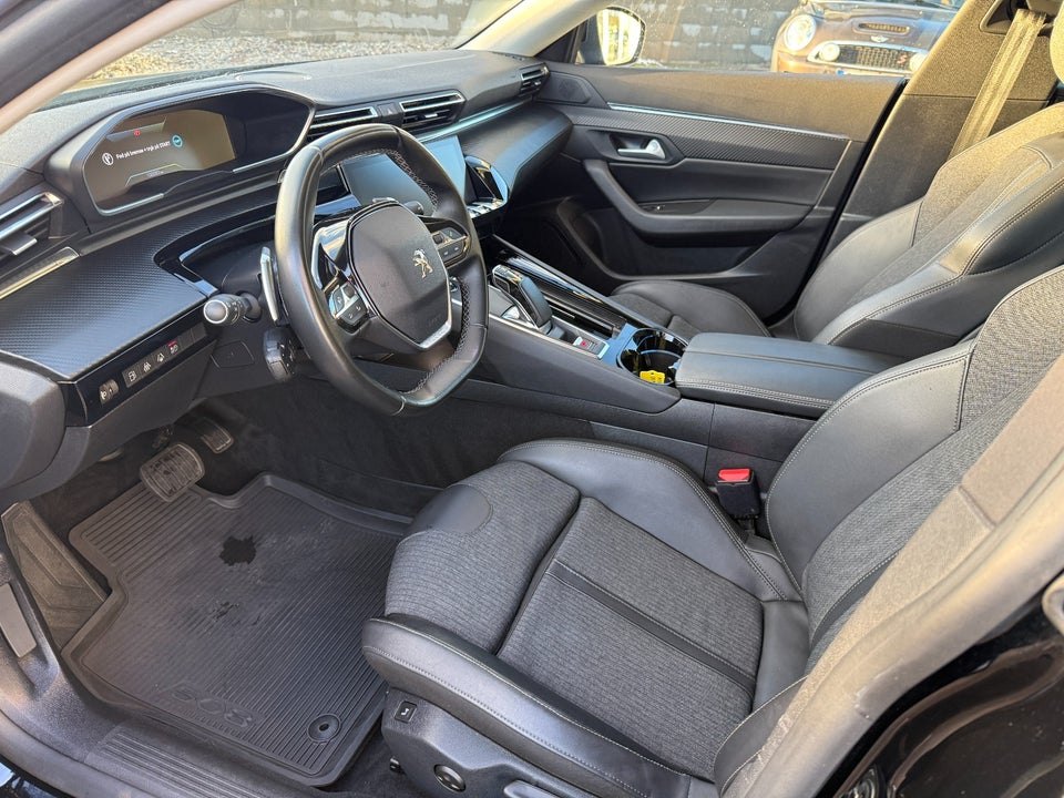 Peugeot 508 1,6 Hybrid Allure Pack SW EAT8 5d