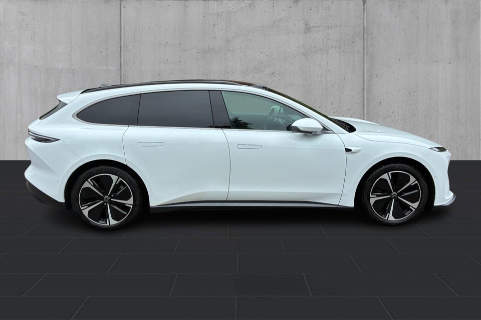 NIO ET5 Touring 100 Long Range 5d