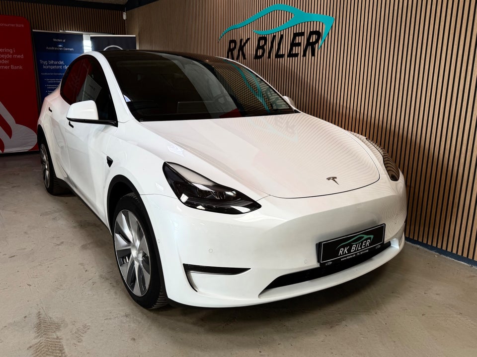 Tesla Model Y Long Range AWD 5d