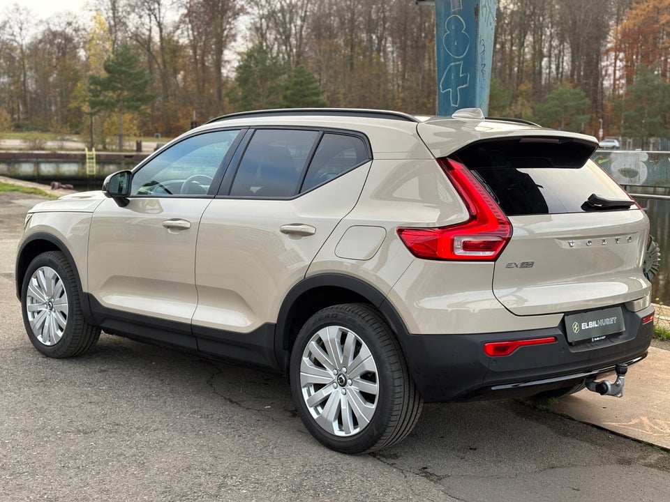 Volvo EX40 Extended Range Core 5d