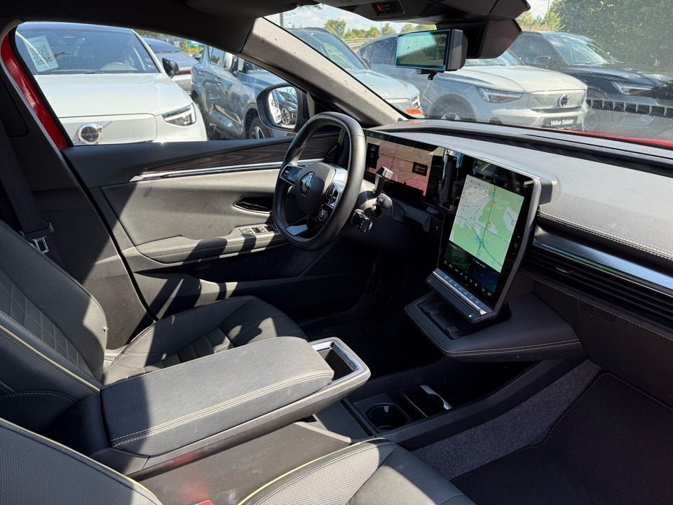 Renault Megane E-Tech 60 Iconic 5d