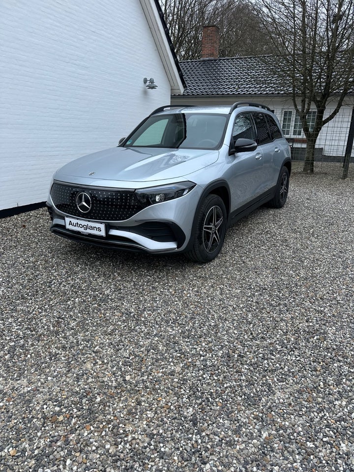 Mercedes EQB300 AMG Line 4Matic 5d