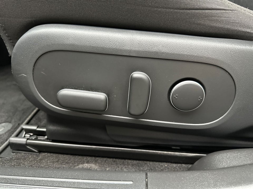 Hyundai Ioniq 5 77 Essential 5d