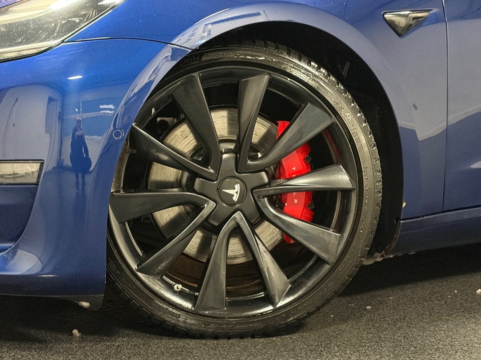 Tesla Model 3 Performance AWD 4d