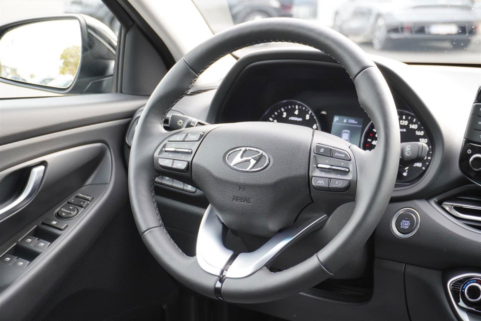 Hyundai i30 1,0 T-GDi Advanced DCT 5d