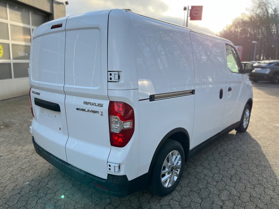 Maxus e-Deliver 3 50 Cargo Van SWB