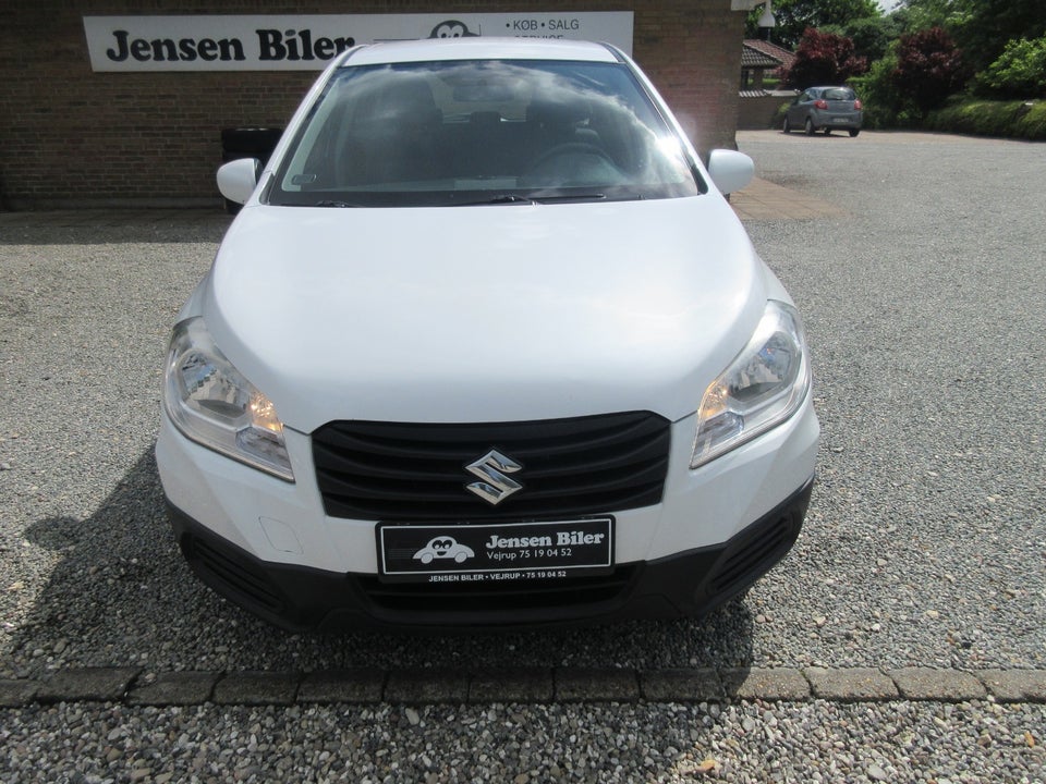 Suzuki S-Cross 1,6 Comfort 5d