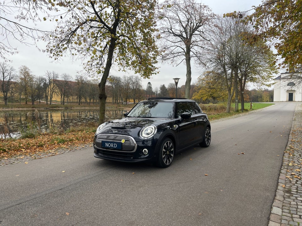 MINI Cooper SE Trim XL 3d