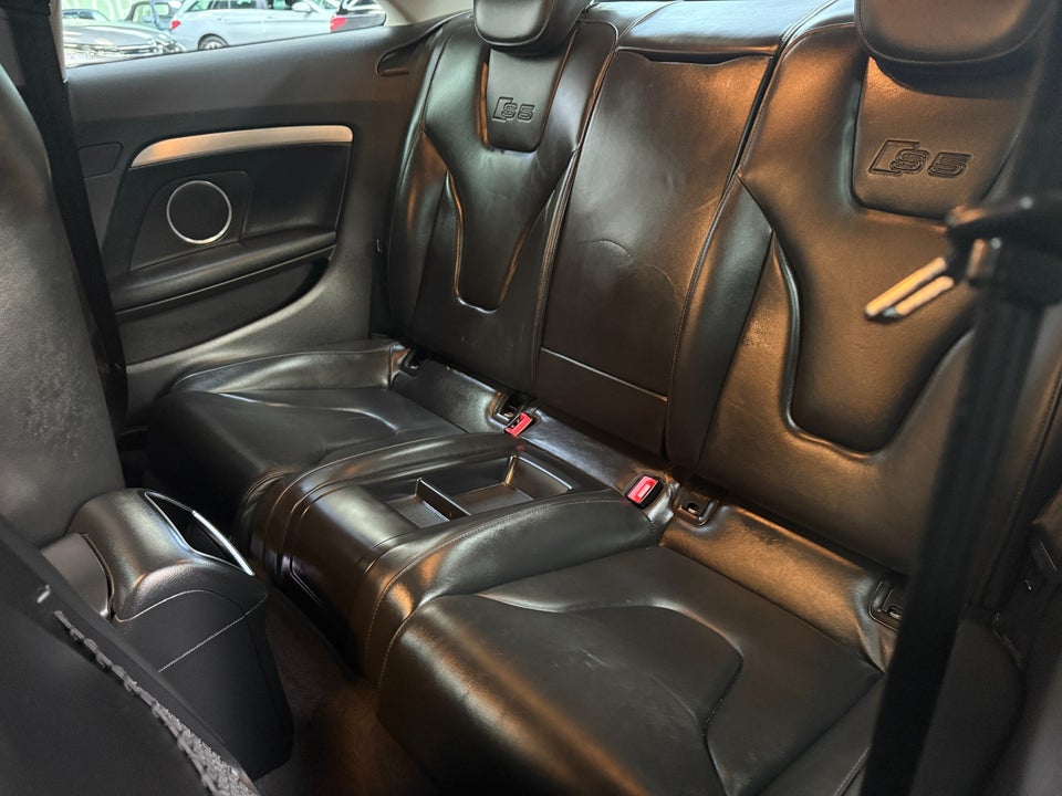 Audi S5 4,2 FSi Coupé quattro Tiptr. 2d