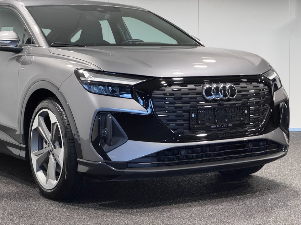 Audi Q4 e-tron 40 S-line Sportback 5d