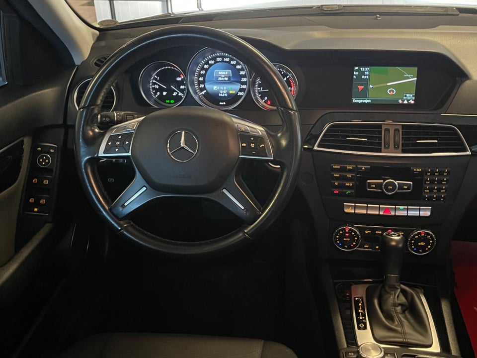 Mercedes C220 2,2 CDi Avantgarde stc. aut. BE 5d