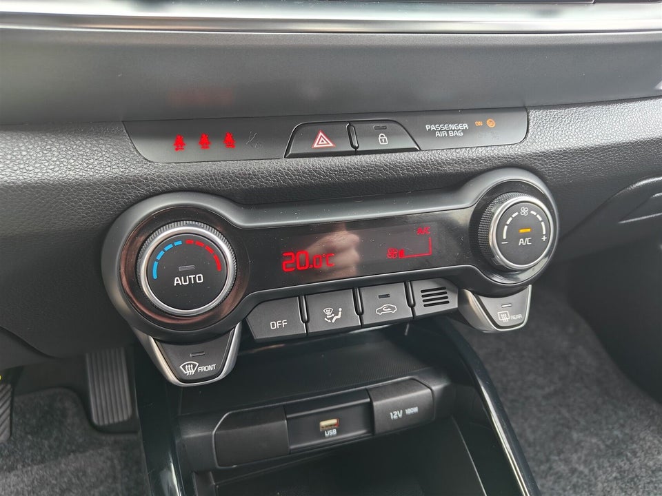 Kia Stonic 1,0 T-GDi mHEV Upgrade iMT 5d