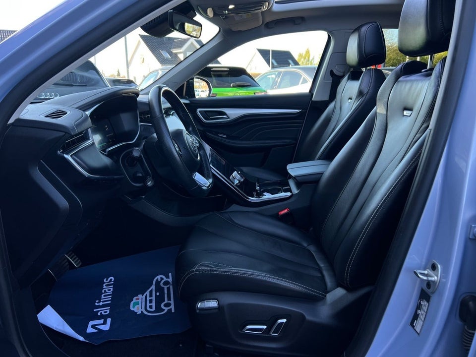 MG Marvel R Luxury 5d