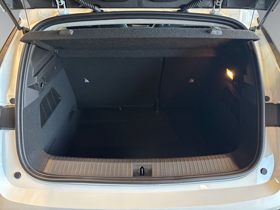 Renault Megane E-Tech 40 Equilibre 5d