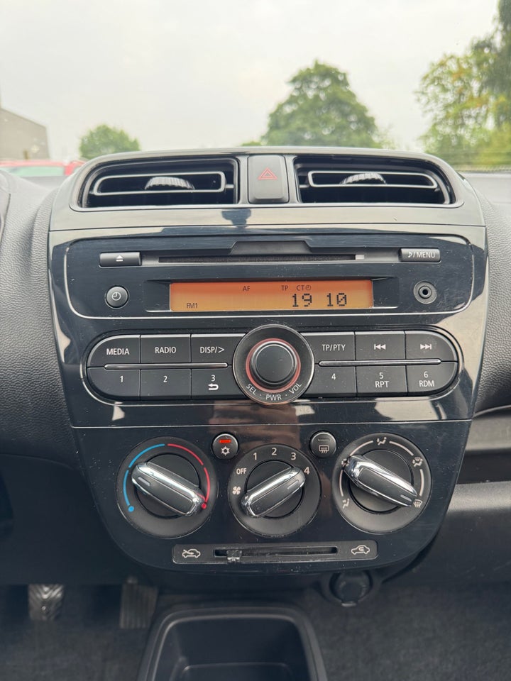 Mitsubishi Space Star 1,0 Inform 5d