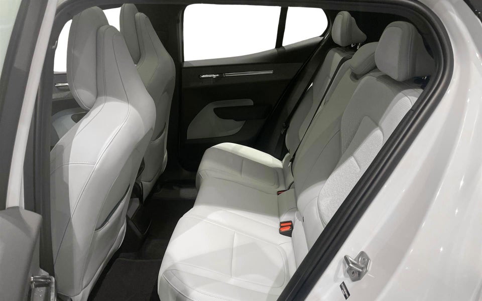 Volvo EX30 Twin Performance Ultra 5d