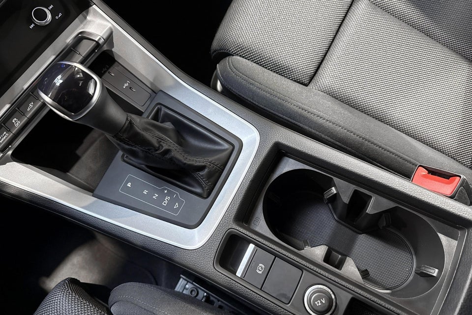 Audi Q3 45 TFSi e Attitude plus S-tr. 5d