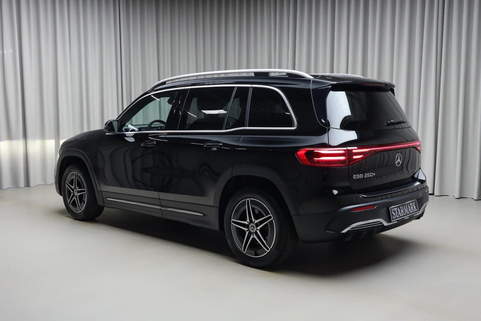 Mercedes EQB250+ AMG Advance 5d