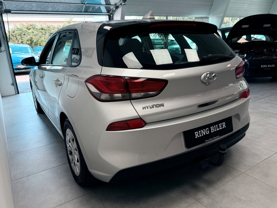 Hyundai i30 1,4 T-GDi Life Komfort DCT 5d