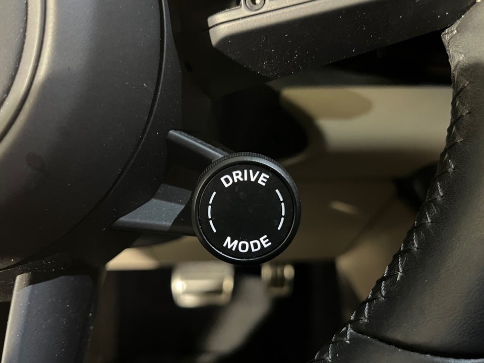 Porsche Macan Turbo 5d