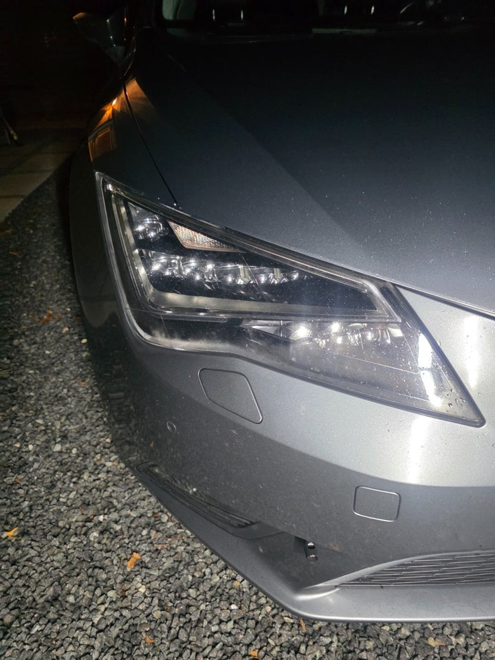 Seat Leon 1,6 TDi 110 Style Barcelona ST 5d