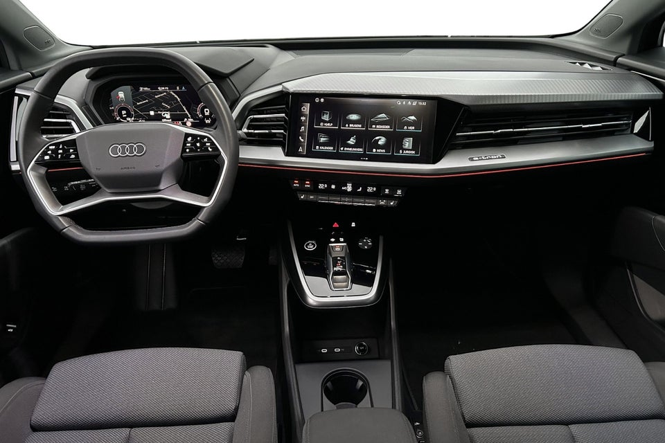 Audi Q4 e-tron 40 Attitude S-line 5d