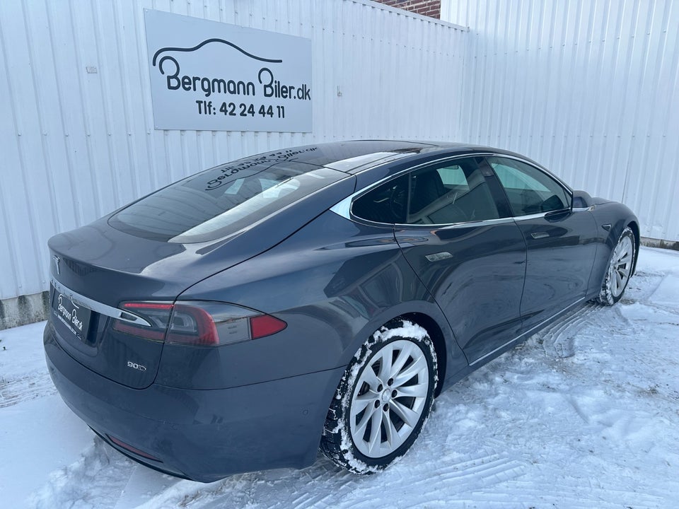 Tesla Model S 90D 5d
