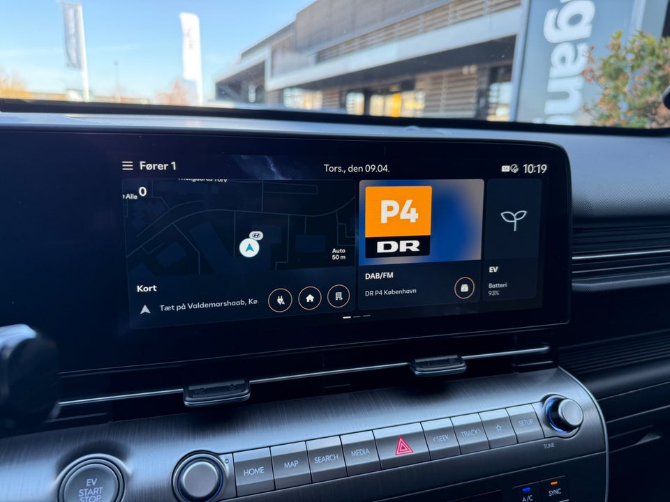 Hyundai Kona 64 EV Ultimate 5d